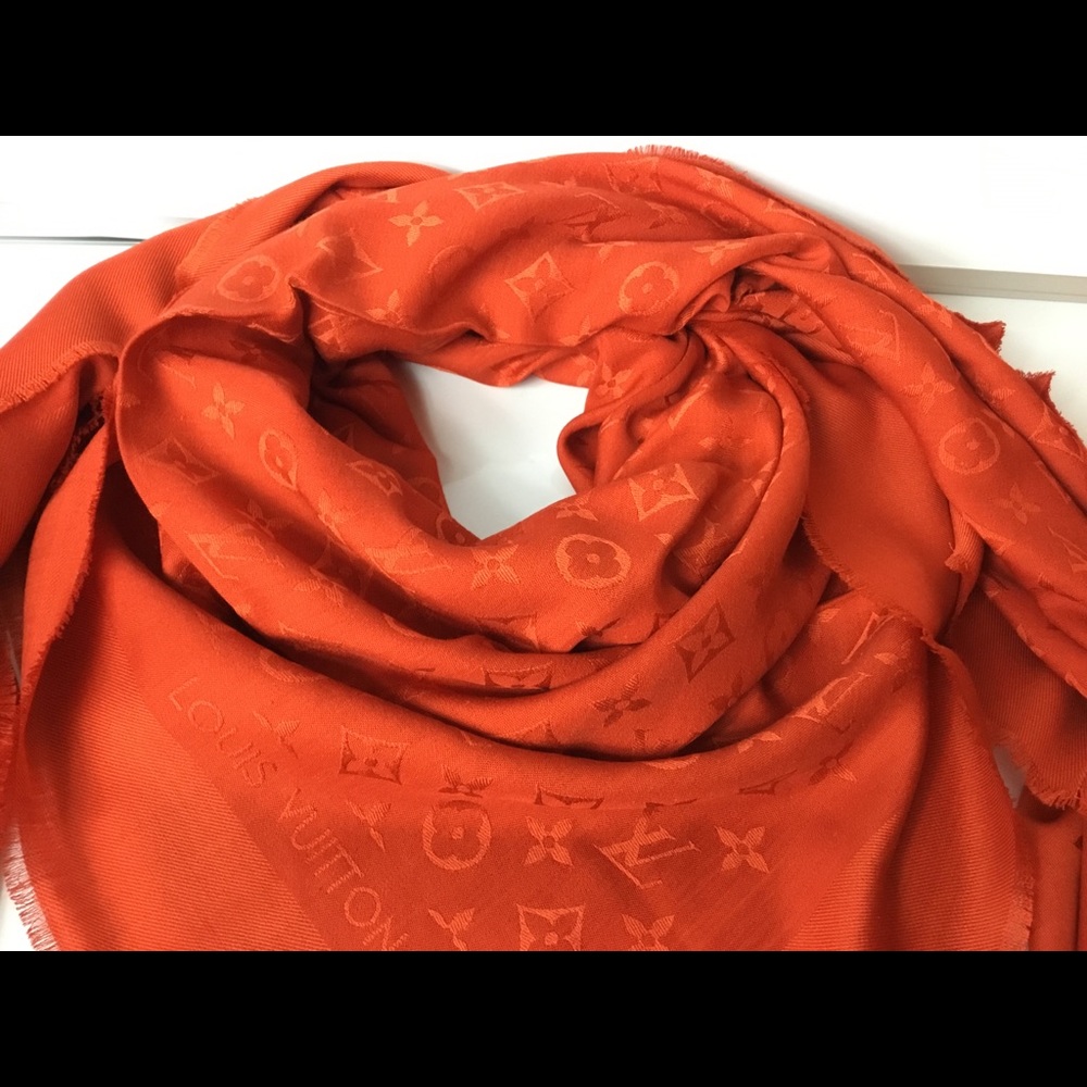 SOLD-100% Auth Louis Vuitton Silk Wool Shawl Scarf - Picture 5 of 8